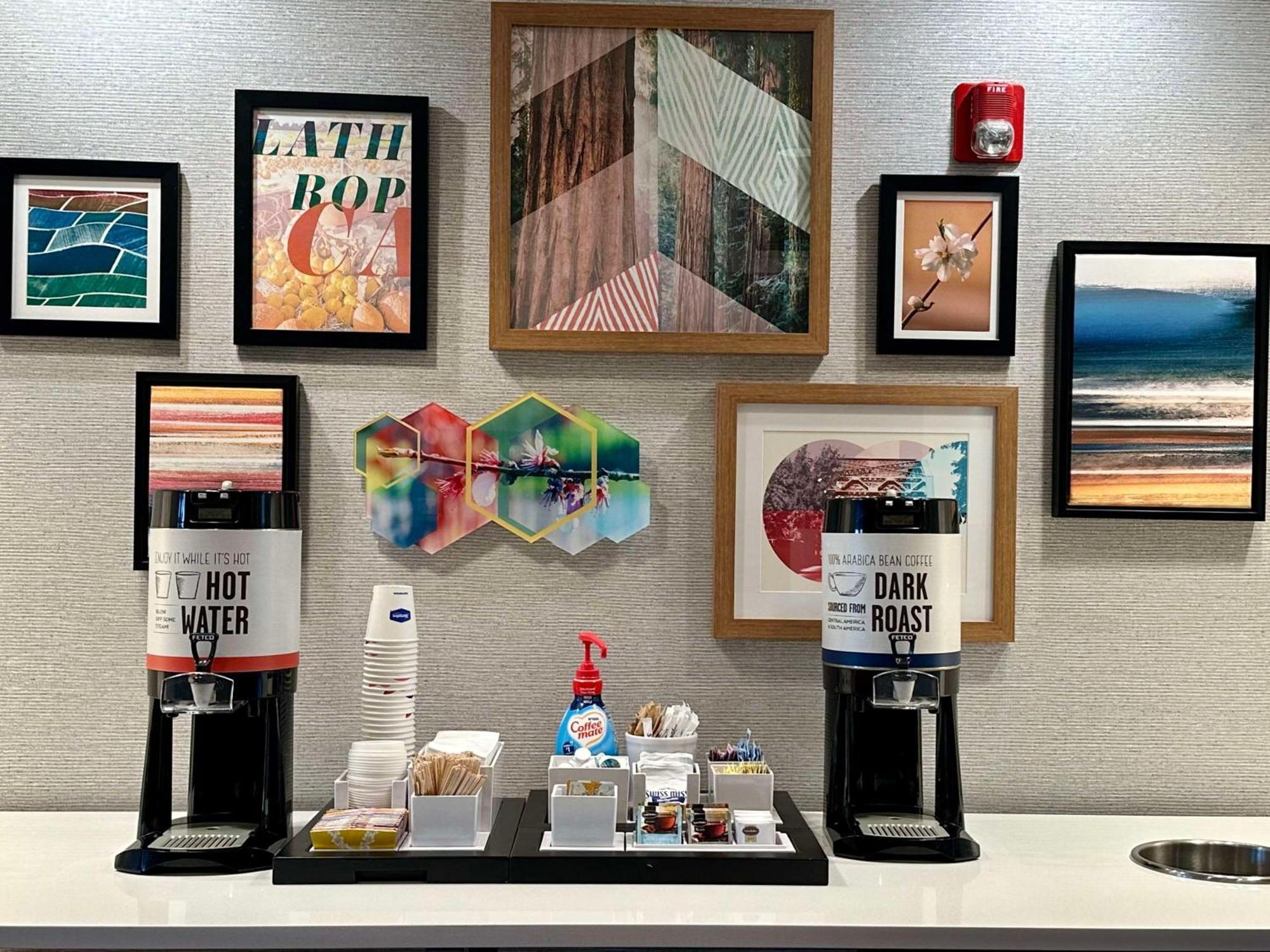 Hampton Inn & Suites Lathrop Esterno foto