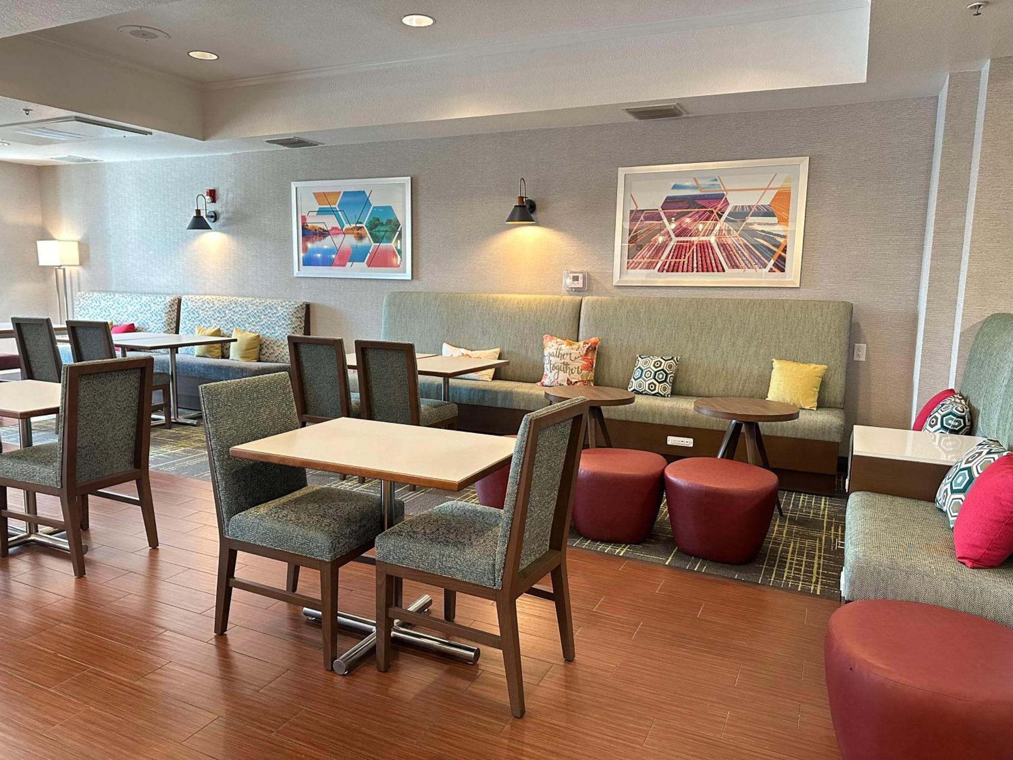 Hampton Inn & Suites Lathrop Esterno foto