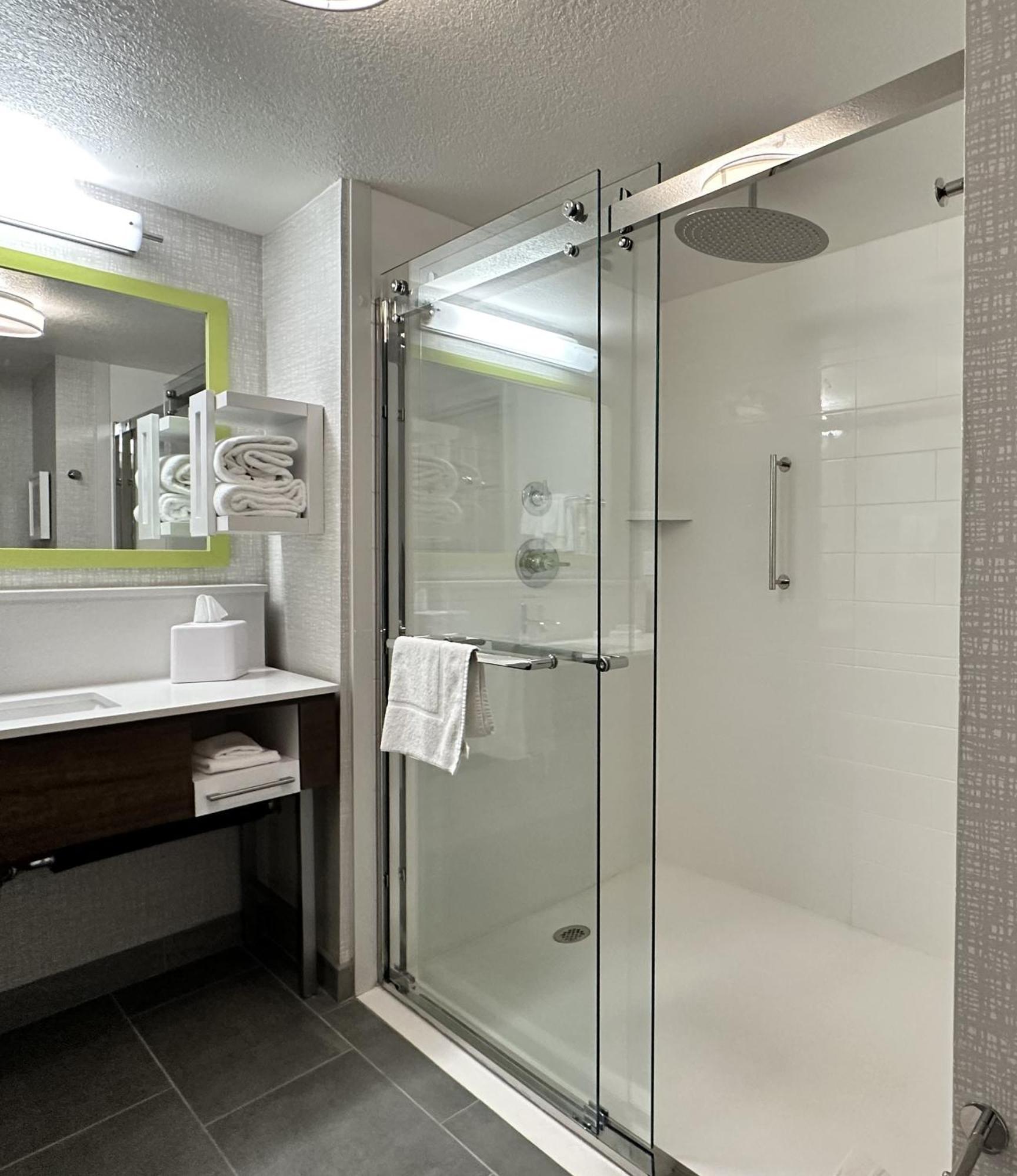 Hampton Inn & Suites Lathrop Esterno foto