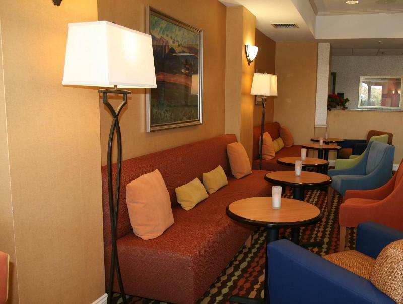 Hampton Inn & Suites Lathrop Esterno foto